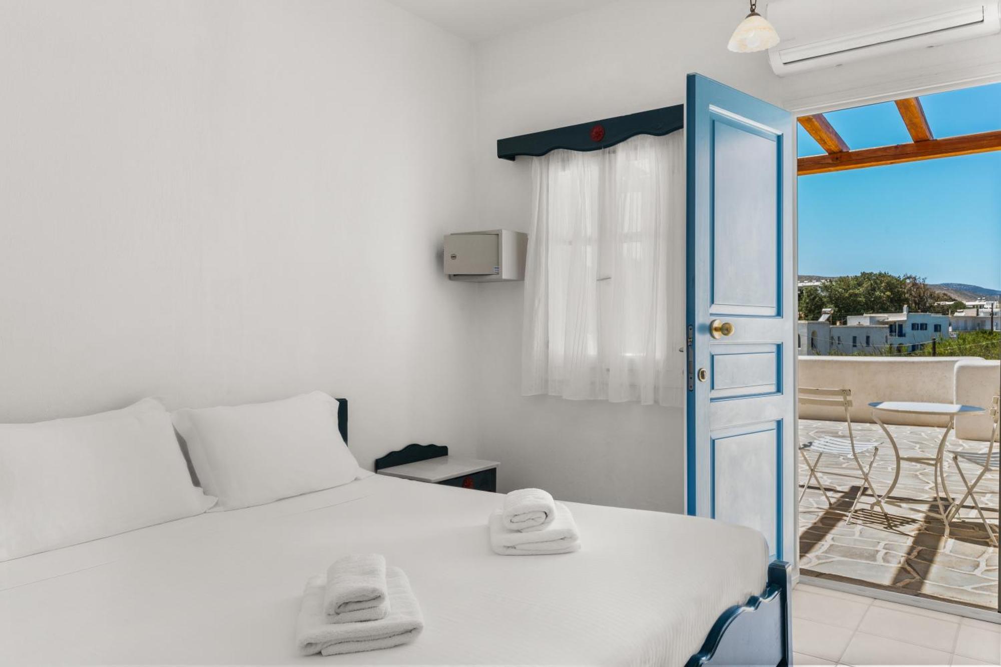 Paros Inn Logaras Pokoj fotografie
